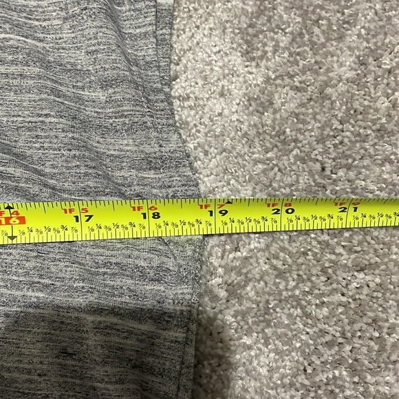 FOREVER 21 Grey blouse with leather trim and open back size SMALL - Picture 6 of 10